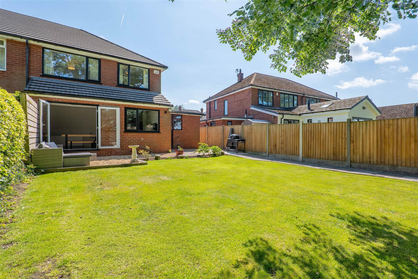 Fieldside Avenue, Euxton, Chorley